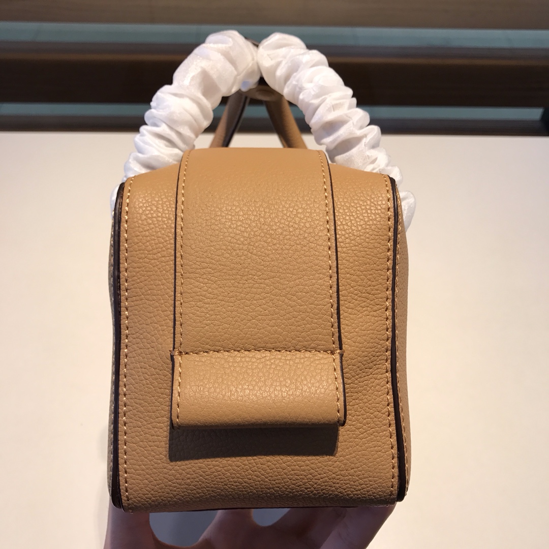 델보 쿨 박스백